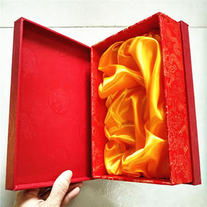 为什么订做内衣北京包装盒选硬板？...