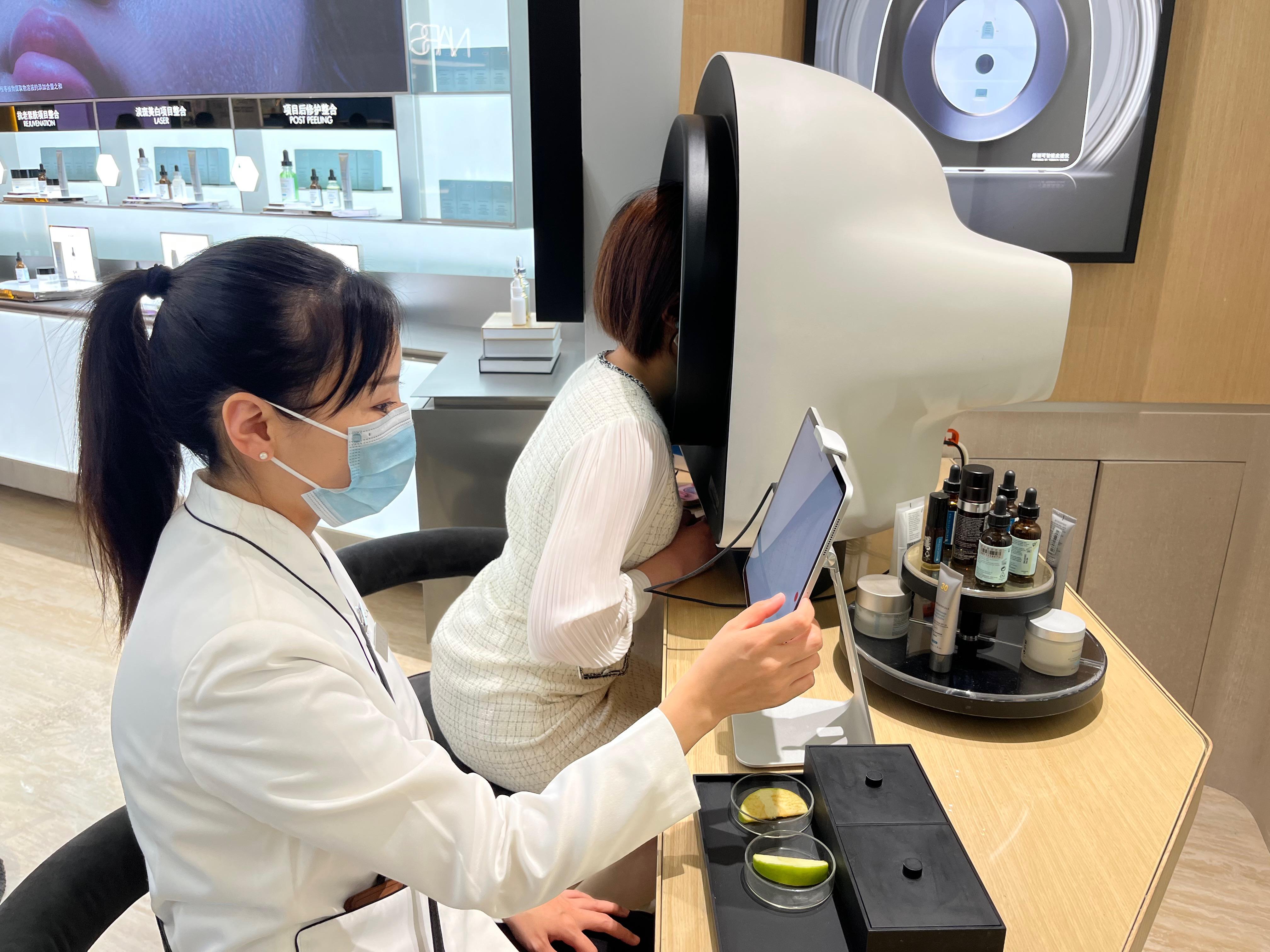 化妆品个性化定制_化妆个性化定制品怎么做_化妆个性化定制品有哪些
